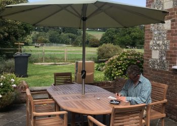 durable garden furniture