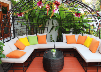 Essential Small Garden Furniture Tips for Cozy and Functional Spaces in 2026