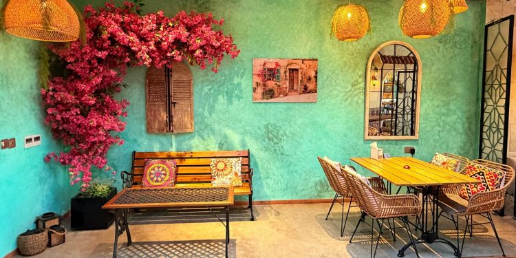 How to Create a Cozy Café with Compact Café Furniture