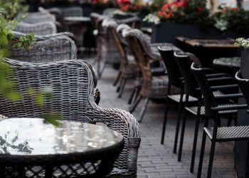 5 Minimalist Café Seating Ideas for a Sleek, Modern Look