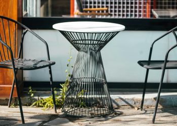 5 Stylish Metal Café Tables That Will Elevate Your Coffee Shop Ambience