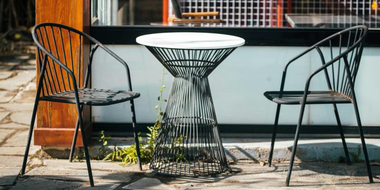 5 Stylish Metal Café Tables That Will Elevate Your Coffee Shop Ambience