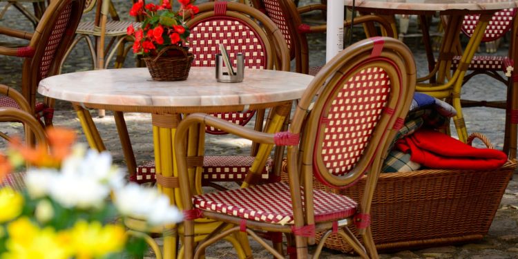 7 Stylish Wooden Café Chairs That Add Warmth to Your Café