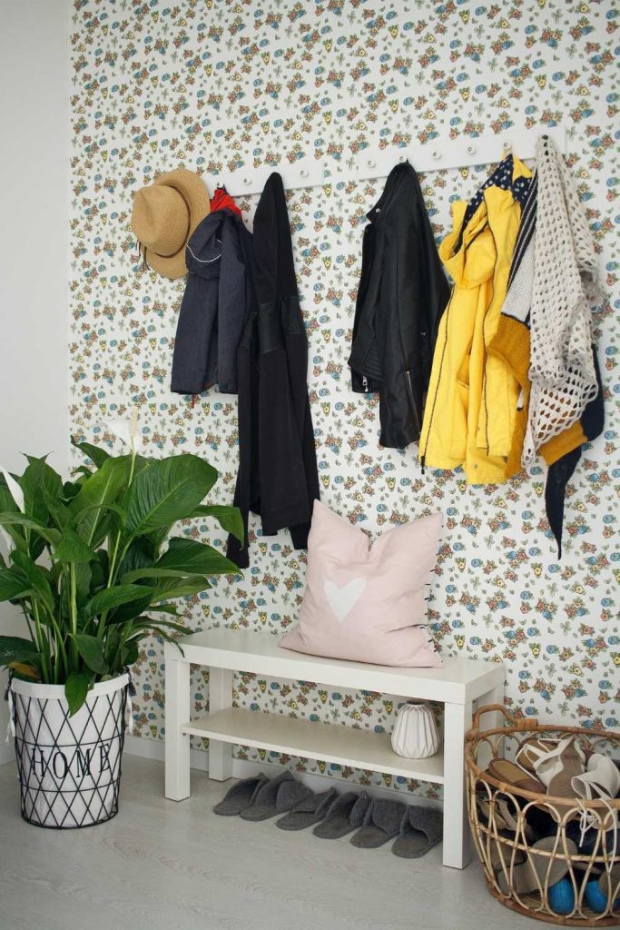 entryway decor